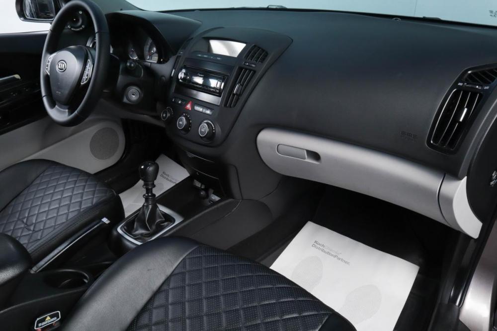 Kia Ceed I Челябинск  - изображение 11