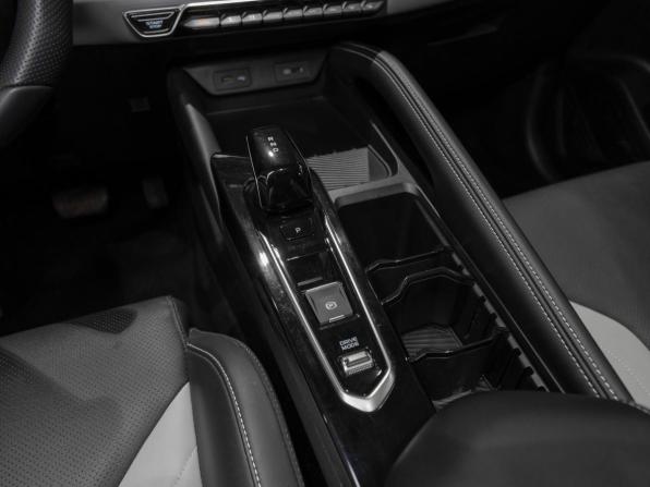 Geely Coolray I Рестайлинг с пробегом 2023 года, цена 2 025 000 рублей, 24963 км, внедорожник, Автокод Объявления