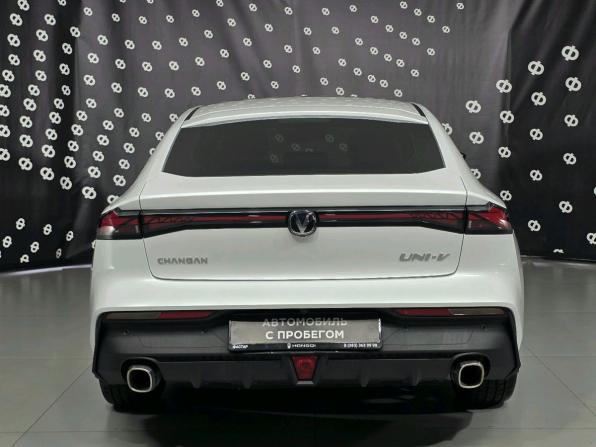 Changan UNI-V I с пробегом 2023 года, цена 2 599 000 рублей, 17406 км, лифтбек, Автокод Объявления