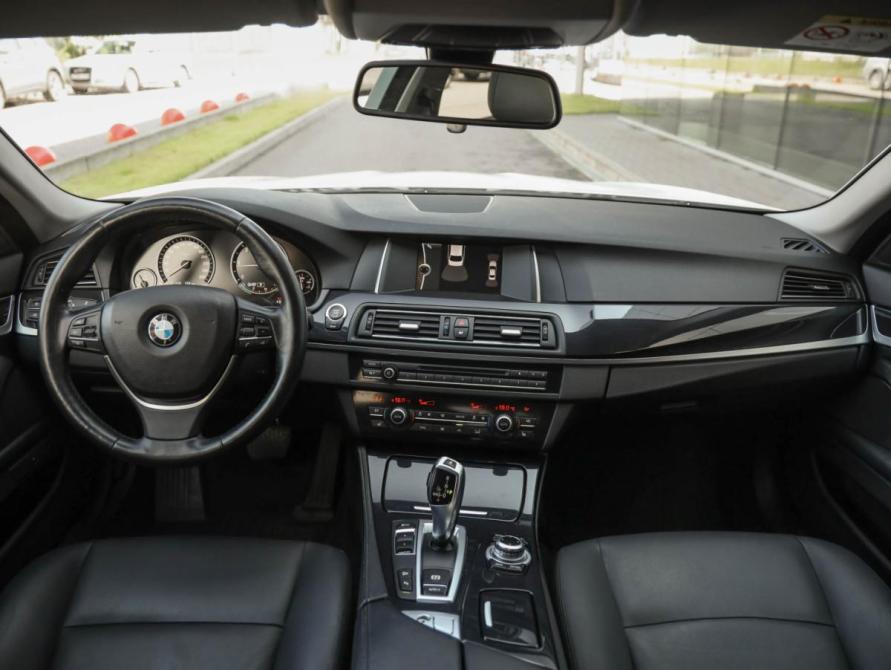BMW 5 серии VI (F10/F11/F07) Рестайлинг Санкт-Петербург  - изображение 12