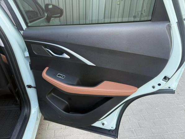 Omoda C5 I с пробегом 2023 года, цена 1 870 000 рублей, 18577 км, внедорожник, Автокод Объявления