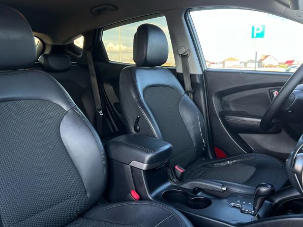 Hyundai ix35 I с пробегом 2012 года, цена 1 219 000 рублей, 120000 км, внедорожник, Автокод Объявления