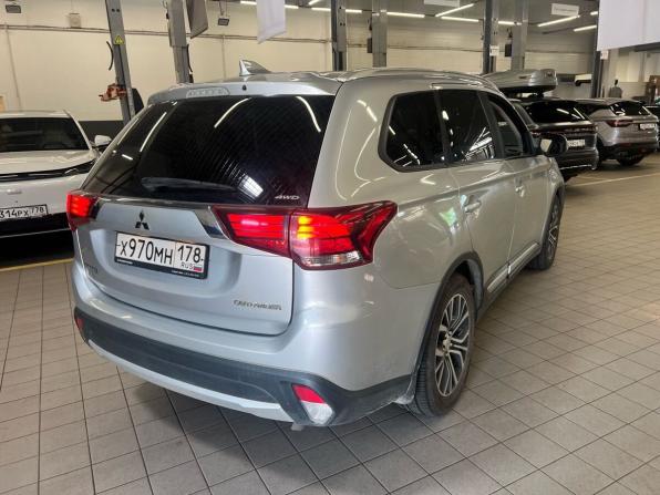 Mitsubishi Outlander III Рестайлинг 2 с пробегом 2017 года, цена 1 849 000 рублей, 108648 км, внедорожник, Автокод Объявления