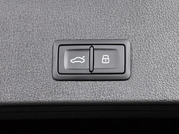 Audi Q2 I Рестайлинг с пробегом 2026 года, цена 3 599 995 рублей, 63 км, внедорожник, Автокод Объявления