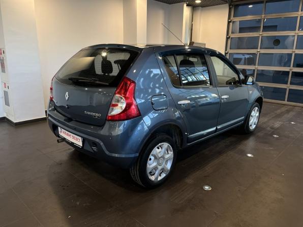 Renault Sandero I с пробегом 2013 года, цена 520 000 рублей, 201395 км, хэтчбек, Автокод Объявления