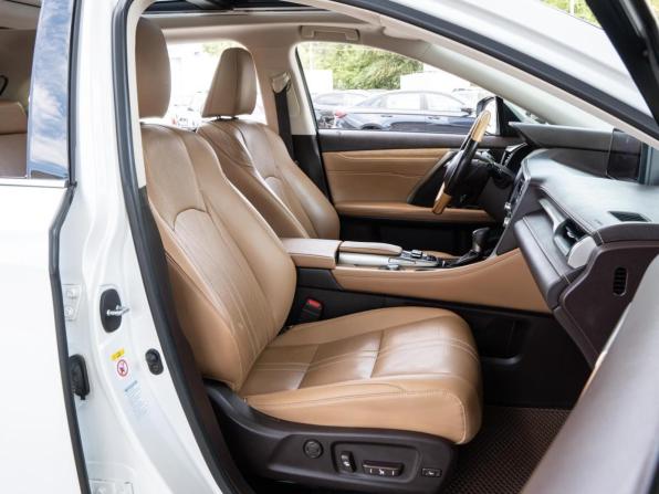 Lexus RX IV с пробегом 2017 года, цена 4 300 000 рублей, 129118 км, внедорожник, Автокод Объявления