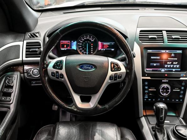 Ford Explorer V с пробегом 2012 года, цена 1 750 000 рублей, 296842 км, внедорожник, Автокод Объявления