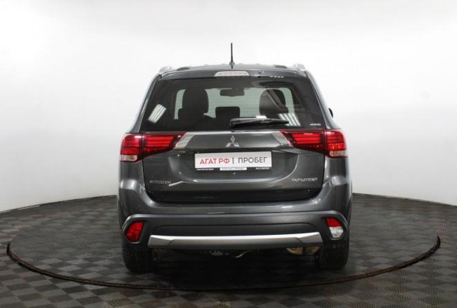 Mitsubishi Outlander III Рестайлинг 2 с пробегом 2015 года, цена 2 010 000 рублей, 126000 км, внедорожник, Автокод Объявления