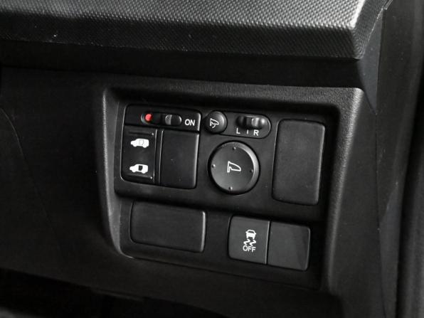 Honda Freed I Рестайлинг с пробегом 2014 года, цена 1 285 000 рублей, 63900 км, компактвэн, Автокод Объявления