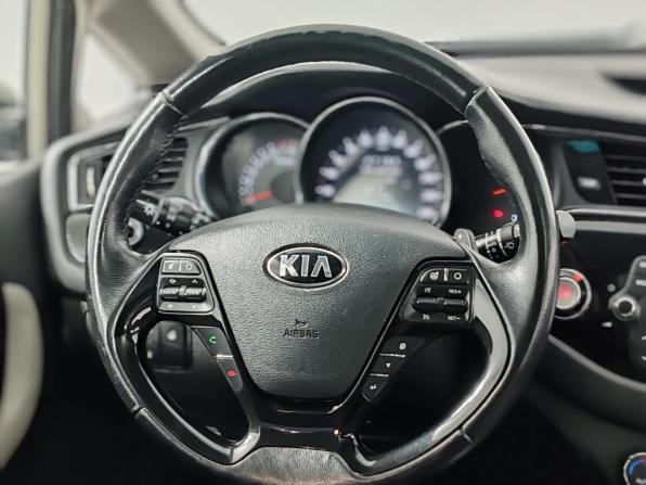 Kia Ceed II Рестайлинг с пробегом 2016 года, цена 1 175 000 рублей, 164782 км, хэтчбек, Автокод Объявления