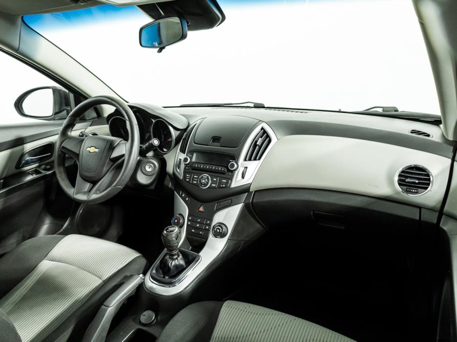 Chevrolet Cruze I Рестайлинг Санкт-Петербург  - изображение 9