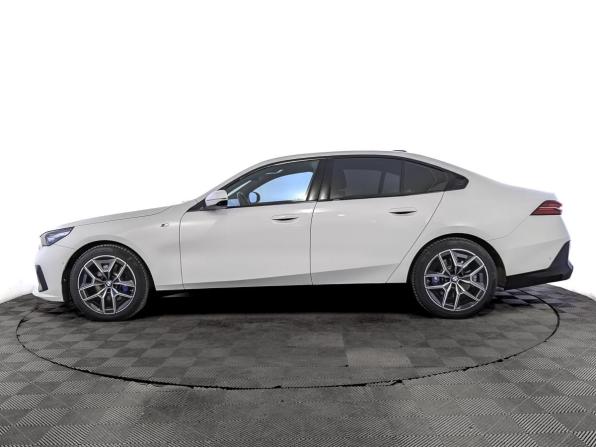 BMW 5 серии VIII (G60/G61/G68) с пробегом 2024 года, цена 6 485 000 рублей, 42153 км, седан, Автокод Объявления