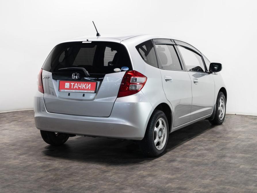 Honda Fit II Чита  - изображение 3