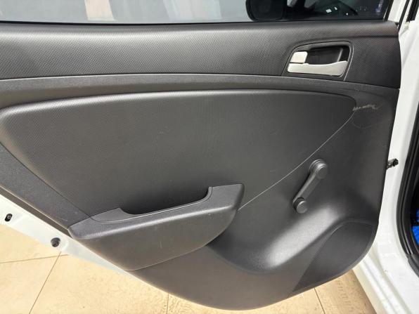 Hyundai Solaris I с пробегом 2012 года, цена 545 000 рублей, 245089 км, хэтчбек, Автокод Объявления