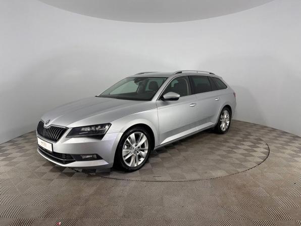 Skoda Superb III с пробегом 2019 года, цена 2 249 000 рублей, 287007 км, универсал, Автокод Объявления