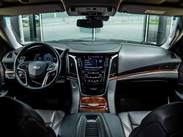 Cadillac Escalade IV с пробегом 2019 года, цена 5 350 000 рублей, 95879 км, внедорожник, Автокод Объявления