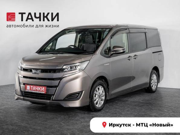 Toyota Noah III (R80) Рестайлинг с пробегом 2017 года, цена 1 970 000 рублей, 147099 км, минивэн, Автокод Объявления