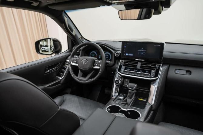 Новый Toyota Land Cruiser 300 Series 2026 года, цена 14 975 000 рублей, внедорожник, Автокод Объявления