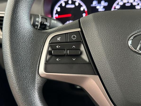 Hyundai Solaris II с пробегом 2019 года, цена 1 565 000 рублей, 52469 км, седан, Автокод Объявления