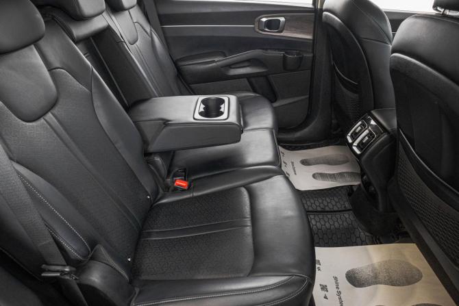 Kia Sorento IV с пробегом 2021 года, цена 3 999 000 рублей, 58000 км, внедорожник, Автокод Объявления