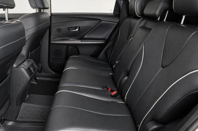 Toyota Venza I с пробегом 2013 года, цена 2 279 000 рублей, 233000 км, внедорожник, Автокод Объявления