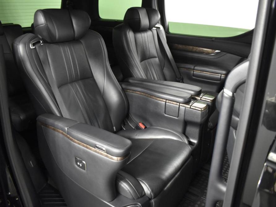 Toyota Alphard III Рестайлинг Казань  - изображение 7