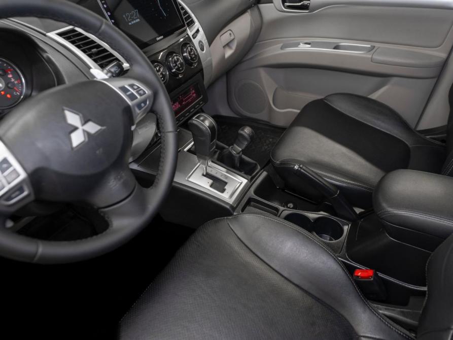 Mitsubishi Pajero Sport II Москва  - изображение 13