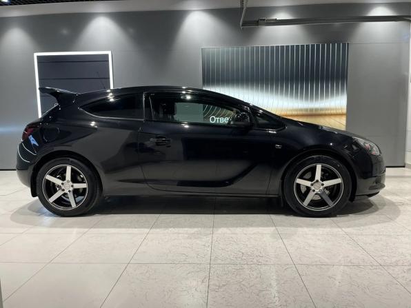 Opel Astra J Рестайлинг с пробегом 2012 года, цена 970 000 рублей, 92125 км, хэтчбек, Автокод Объявления