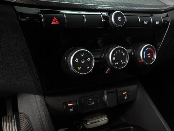 Lada (ВАЗ) Vesta I Рестайлинг (NG) с пробегом 2024 года, цена 1 499 000 рублей, 13717 км, седан, Автокод Объявления