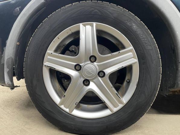 Opel Corsa C Рестайлинг с пробегом 2004 года, цена 219 000 рублей, 270000 км, хэтчбек, Автокод Объявления