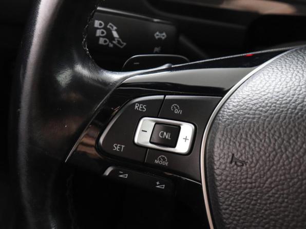 Volkswagen Tiguan II с пробегом 2017 года, цена 2 300 000 рублей, 129500 км, внедорожник, Автокод Объявления