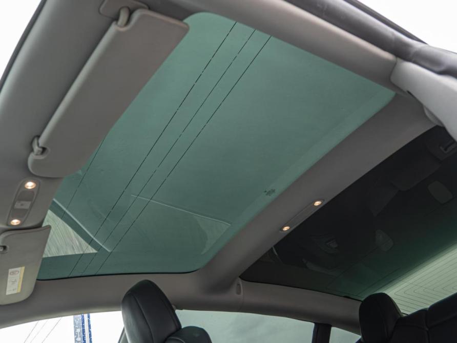 Tesla Model 3 I Краснодар  - изображение 12
