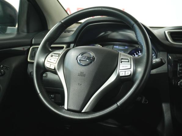 Nissan Qashqai II с пробегом 2018 года, цена 1 321 000 рублей, 143775 км, внедорожник, Автокод Объявления