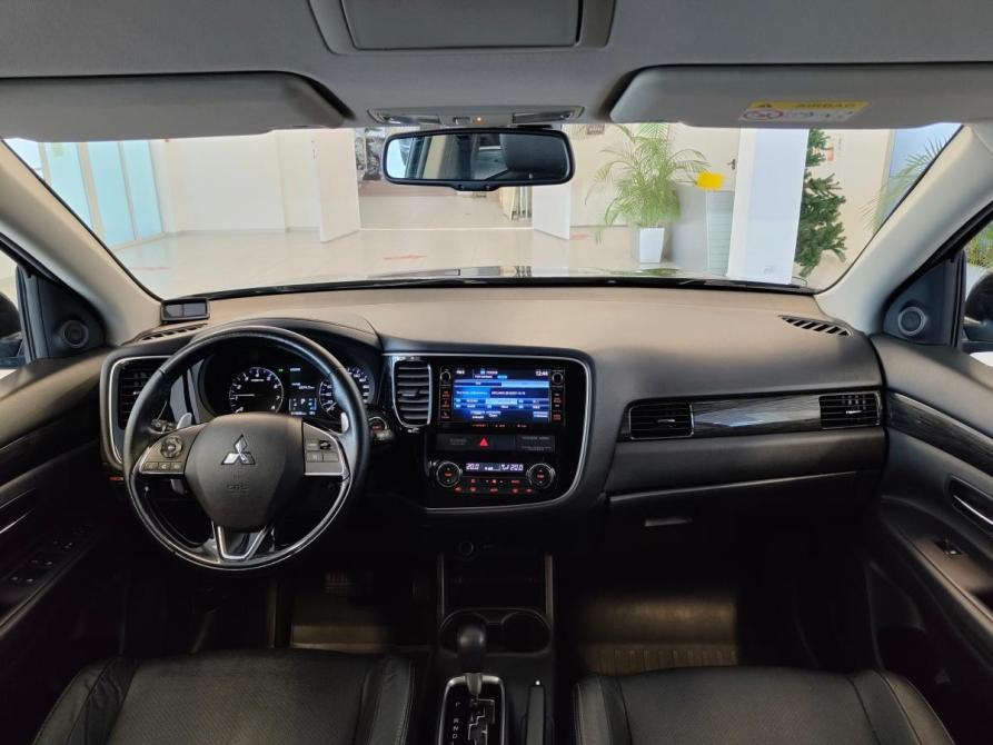 Mitsubishi Outlander III Рестайлинг 2 Санкт-Петербург  - изображение 10