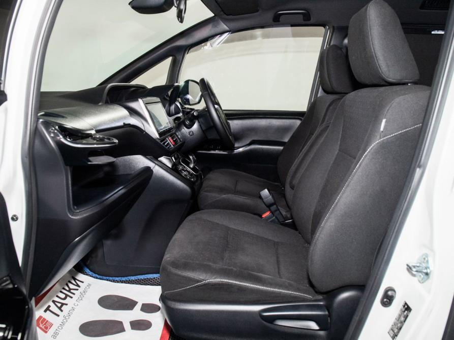 Toyota Noah III (R80) Рестайлинг Иркутск  - изображение 6