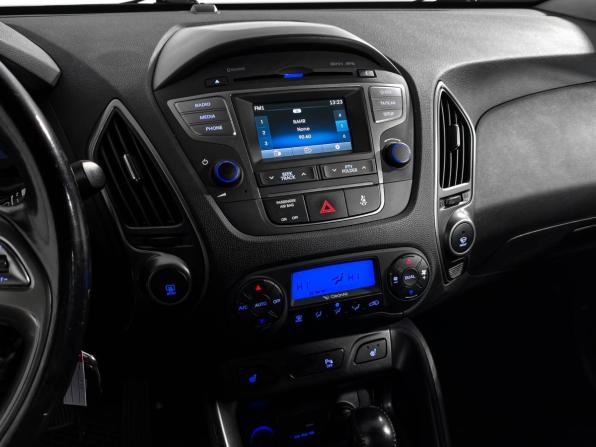 Hyundai ix35 I Рестайлинг с пробегом 2015 года, цена 1 299 000 рублей, 121322 км, внедорожник, Автокод Объявления