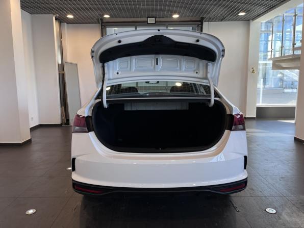Hyundai Solaris II Рестайлинг с пробегом 2022 года, цена 1 459 400 рублей, 112591 км, седан, Автокод Объявления