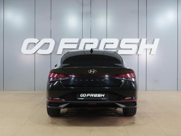 Hyundai Elantra VII (CN7) с пробегом 2022 года, цена 2 099 000 рублей, 46924 км, седан, Автокод Объявления