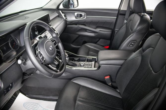 Kia Sorento IV с пробегом 2021 года, цена 3 799 000 рублей, 105000 км, внедорожник, Автокод Объявления