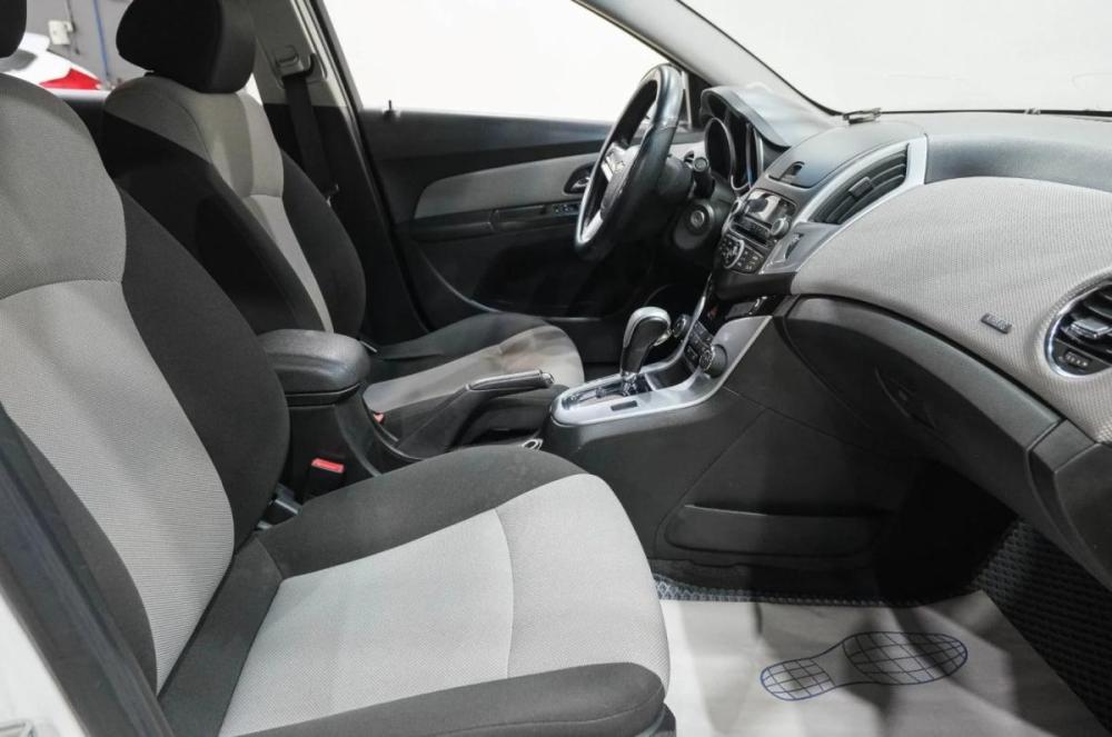 Chevrolet Cruze I Рестайлинг Новокузнецк  - изображение 14