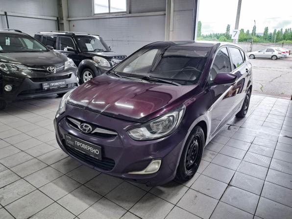 Hyundai Solaris I с пробегом 2012 года, цена 429 000 рублей, 215720 км, хэтчбек, Автокод Объявления