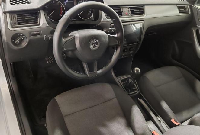 Skoda Rapid I с пробегом 2016 года, цена 940 000 рублей, 199000 км, лифтбек, Автокод Объявления