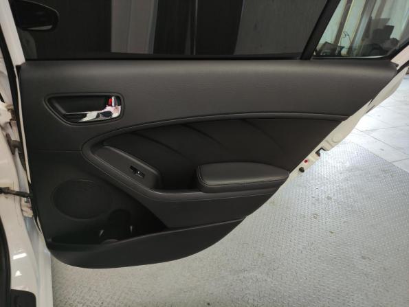 Kia Cerato III с пробегом 2015 года, цена 1 172 000 рублей, 144000 км, седан, Автокод Объявления