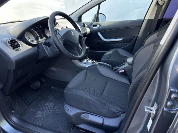 Peugeot 308 I с пробегом 2009 года, цена 350 000 рублей, 208178 км, хэтчбек, Автокод Объявления
