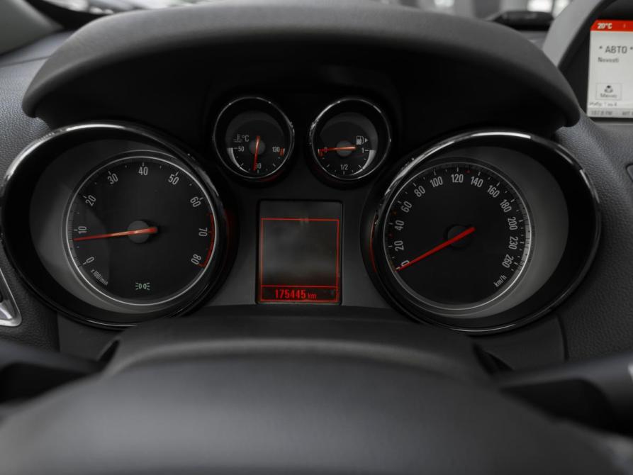 Opel Mokka I Москва  - изображение 11