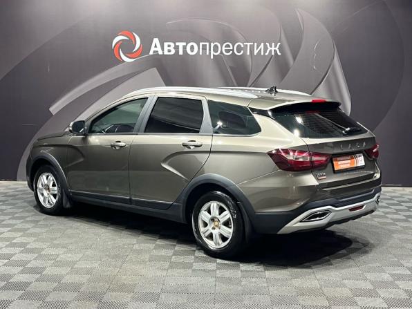 Lada (ВАЗ) Vesta I Рестайлинг (NG) с пробегом 2024 года, цена 1 450 000 рублей, 35900 км, универсал, Автокод Объявления