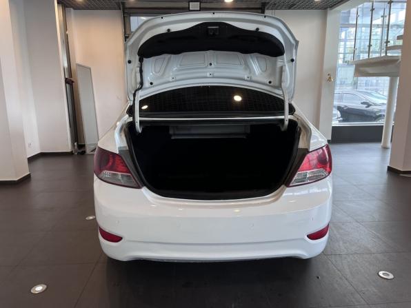 Hyundai Solaris I с пробегом 2012 года, цена 726 000 рублей, 214527 км, седан, Автокод Объявления