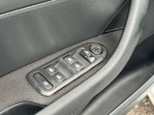 Peugeot 408 I с пробегом 2014 года, цена 590 000 рублей, 196588 км, седан, Автокод Объявления