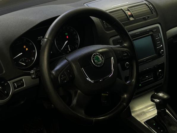 Skoda Octavia II (A5) Рестайлинг с пробегом 2011 года, цена 823 000 рублей, 147120 км, лифтбек, Автокод Объявления