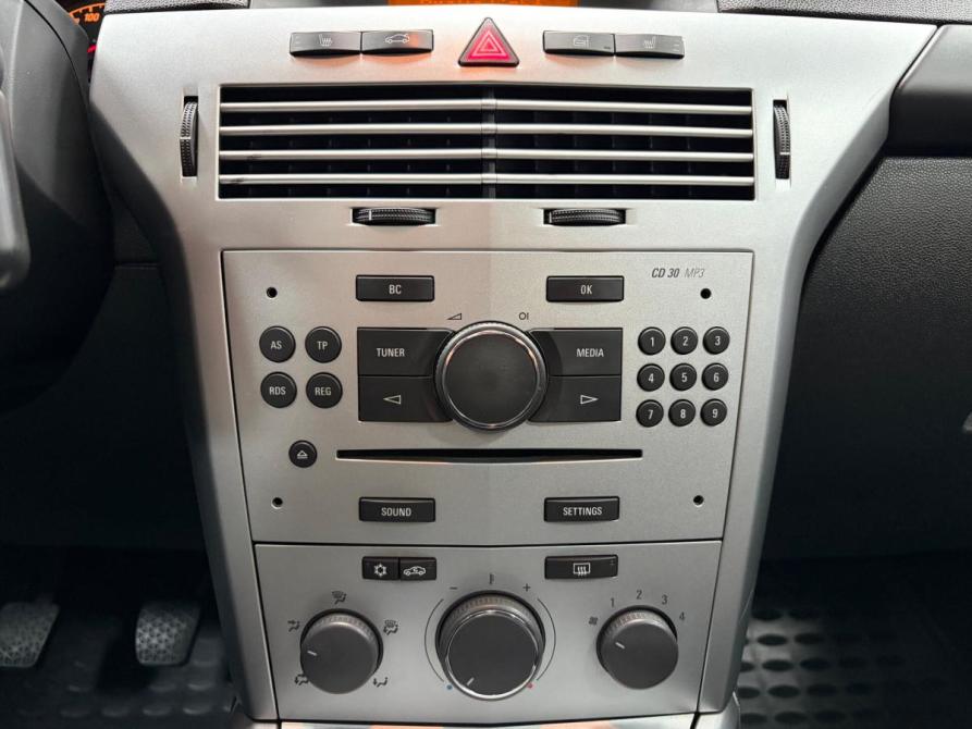 Opel Astra H Рестайлинг Киров  - изображение 16